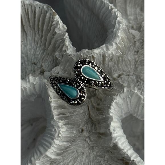 925 Sterling Silver Turquoise & Marcasite Ring Size 7 - Picture 1 of 9